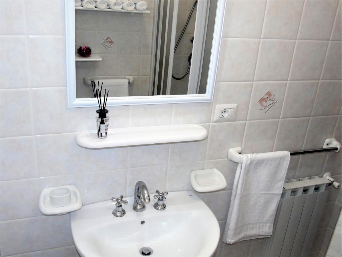 Casa Le Maioliche Apartment Giardini Naxos Ngoại thất bức ảnh